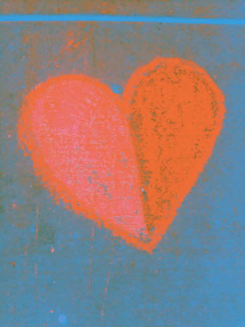 (chalk? pastel?) drawing of a heart, red on blue